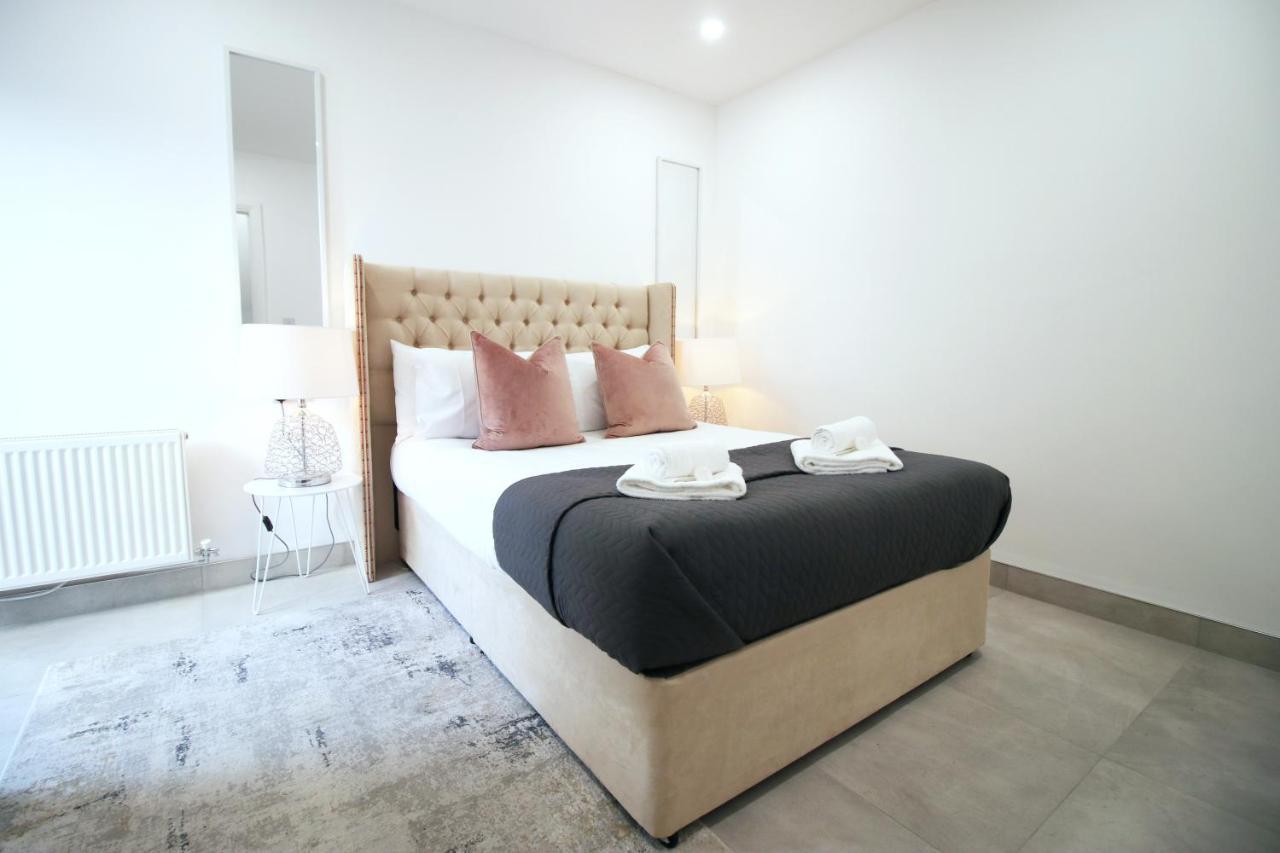 New Spacious 2 Bed Getaway - Private Courtyard! - Underfloor Heating Cardiff Exterior foto